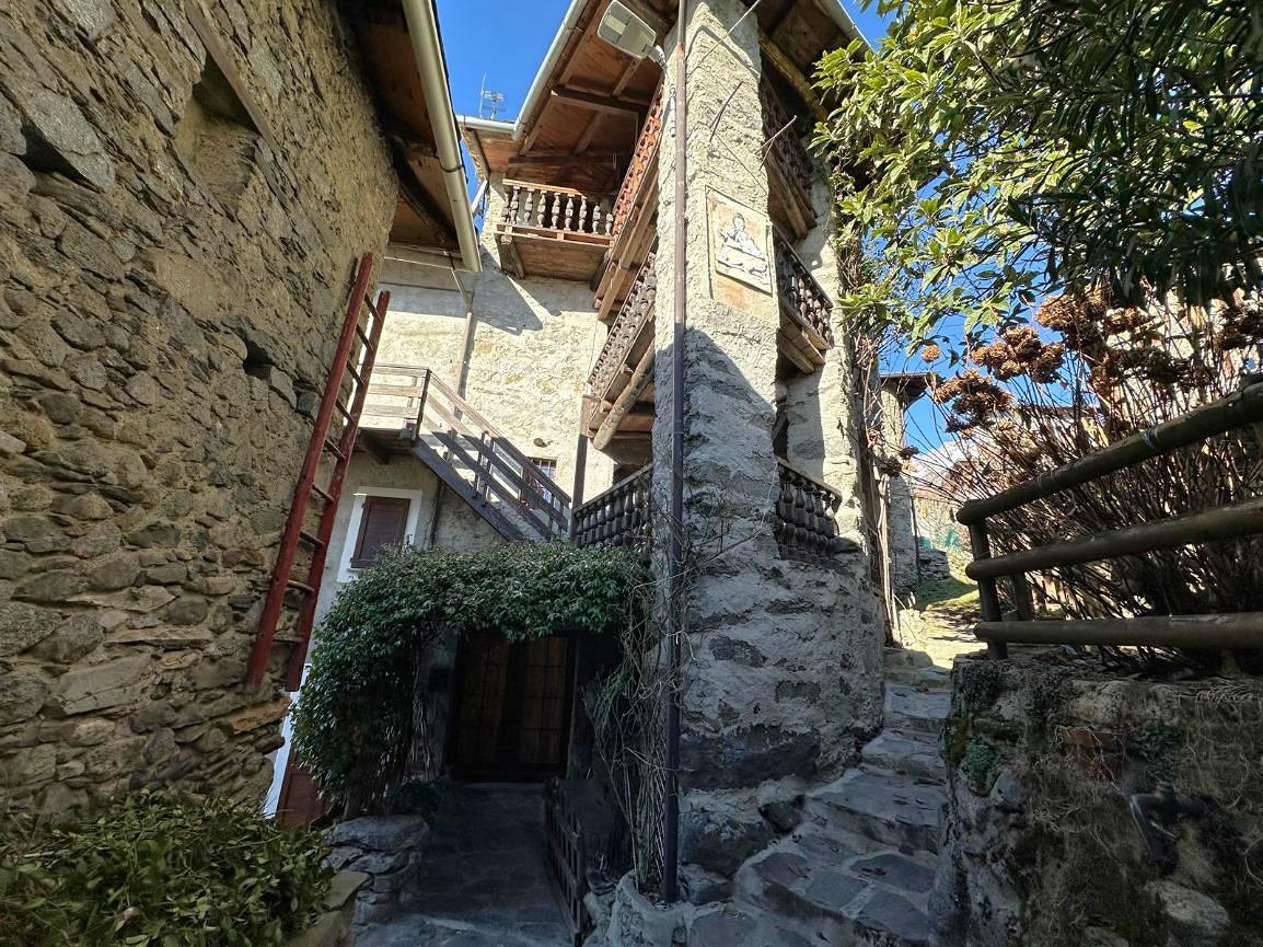 House for sale in Lombardy, €65.000 · 205 m² · Lombardy, photo 1