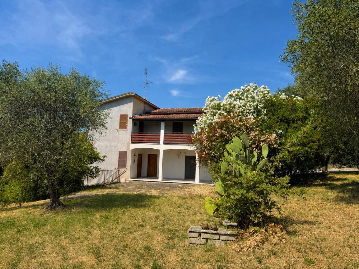 House for sale in Lazio, €89.000 · 150 m² · Lazio, photo 1
