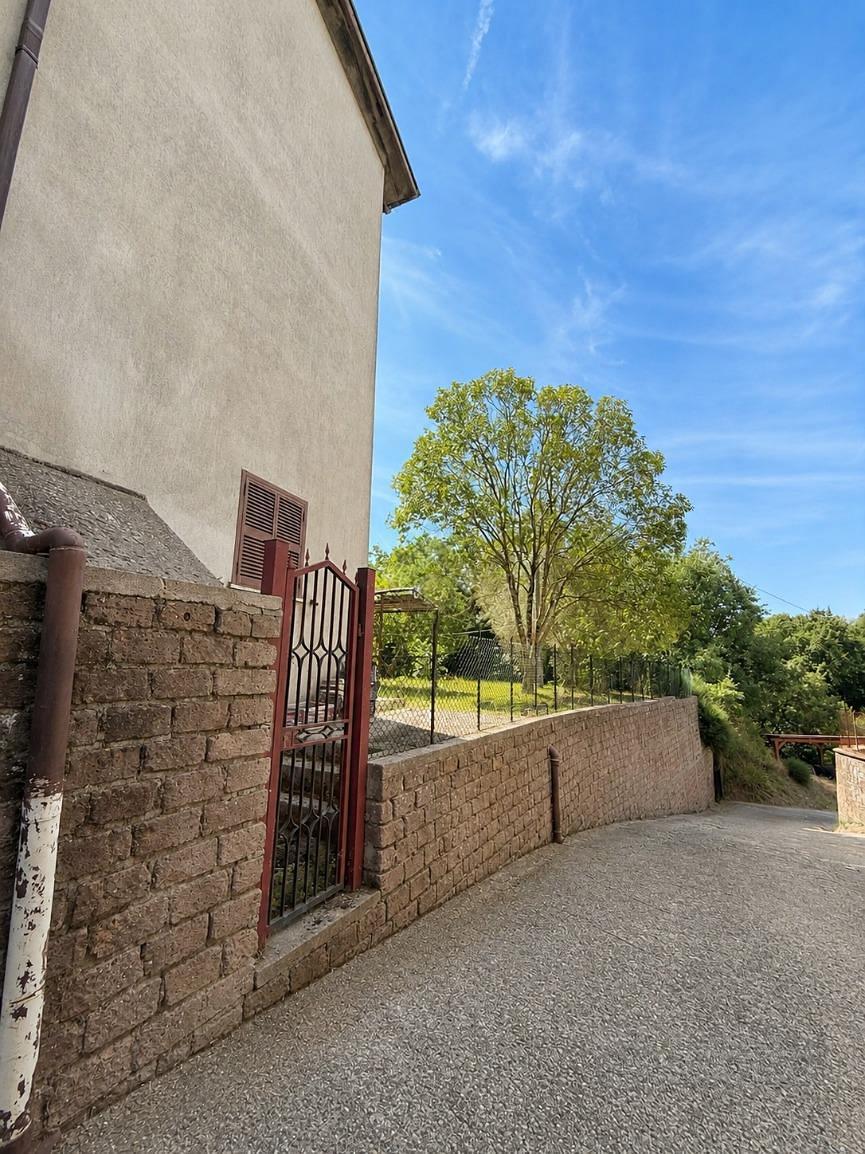 House for sale in Lazio, €89.000 · 150 m² · Lazio, photo 6