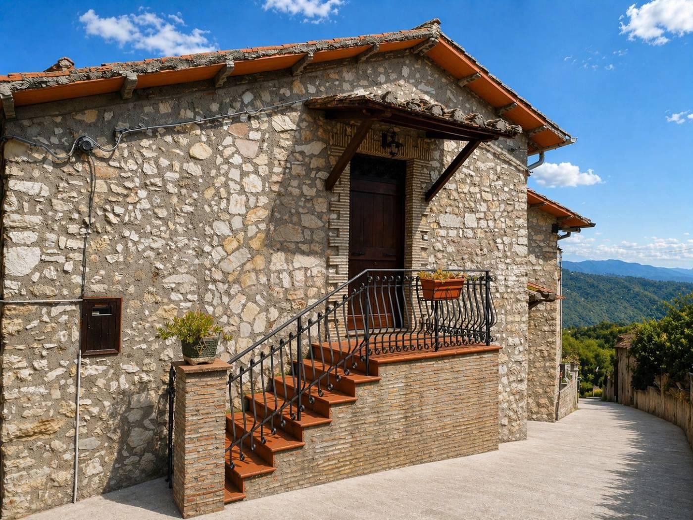 House for sale in Umbria, €95.000 · 110 m² · Umbria, photo 1
