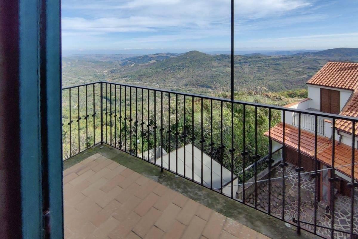 House for sale in Abruzzo, €23.000 · 110 m² · Abruzzo, photo 9
