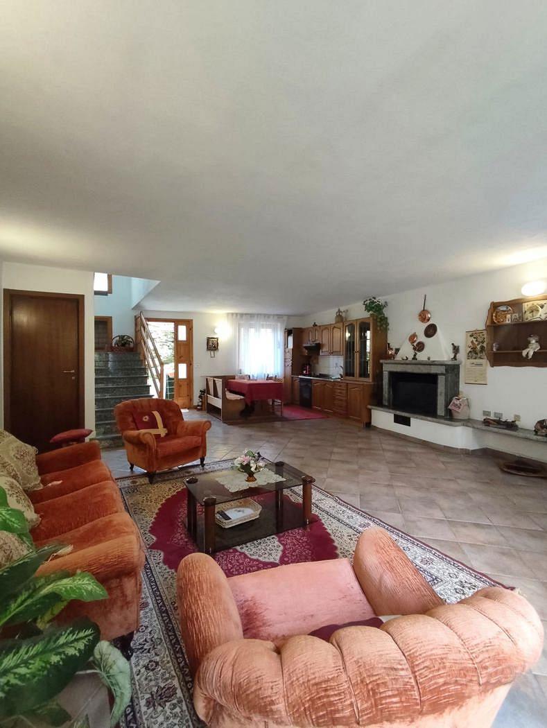 House for sale in Lombardy, €86.000 · 120 m² · Lombardy, photo 8