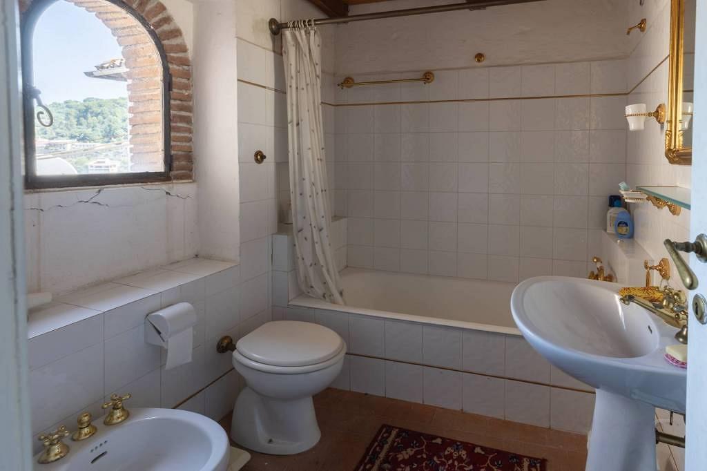 House for sale in Lazio, €78.000 · 95 m² · Lazio, photo 8