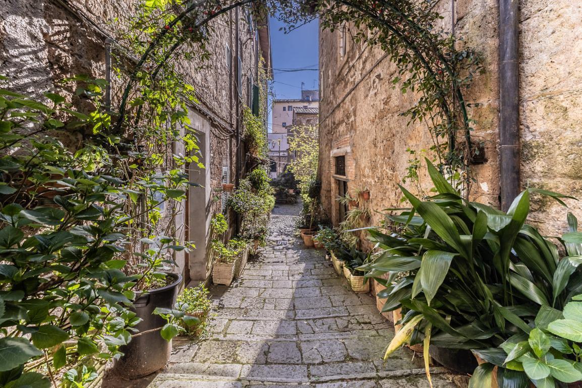 House for sale in Lazio, €28.000 · 71 m² · Lazio, photo 1