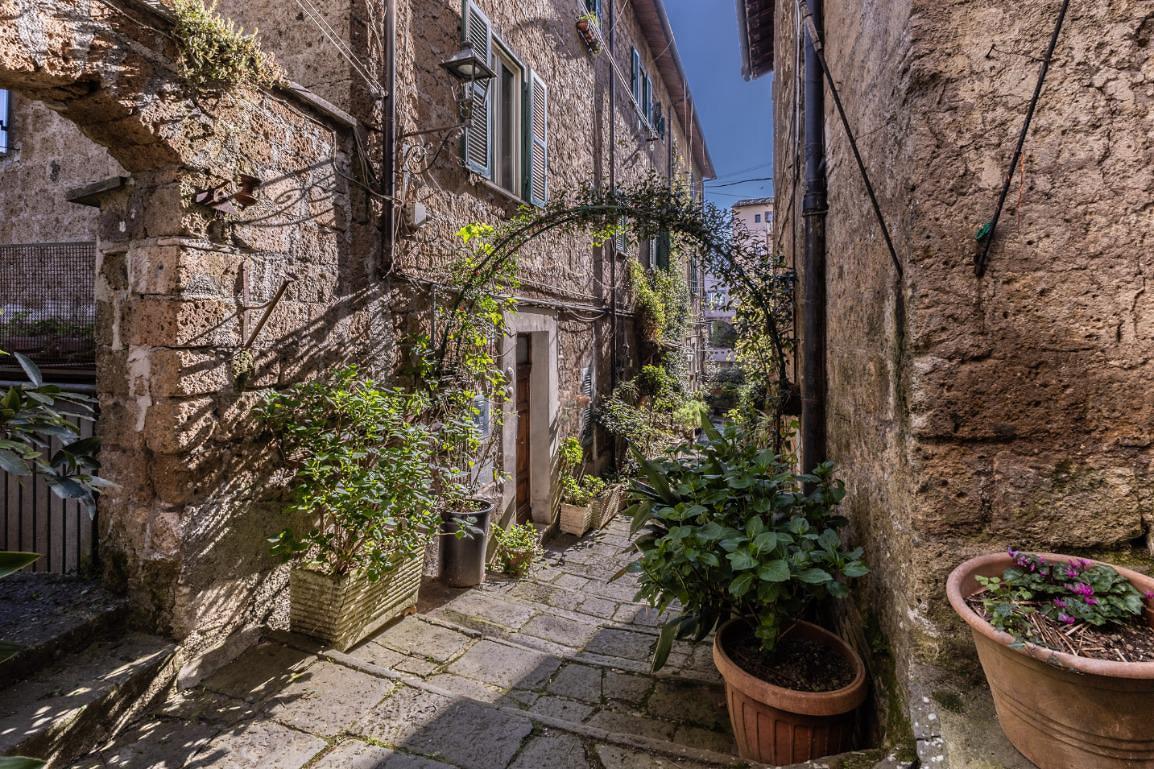 House for sale in Lazio, €28.000 · 71 m² · Lazio, photo 8