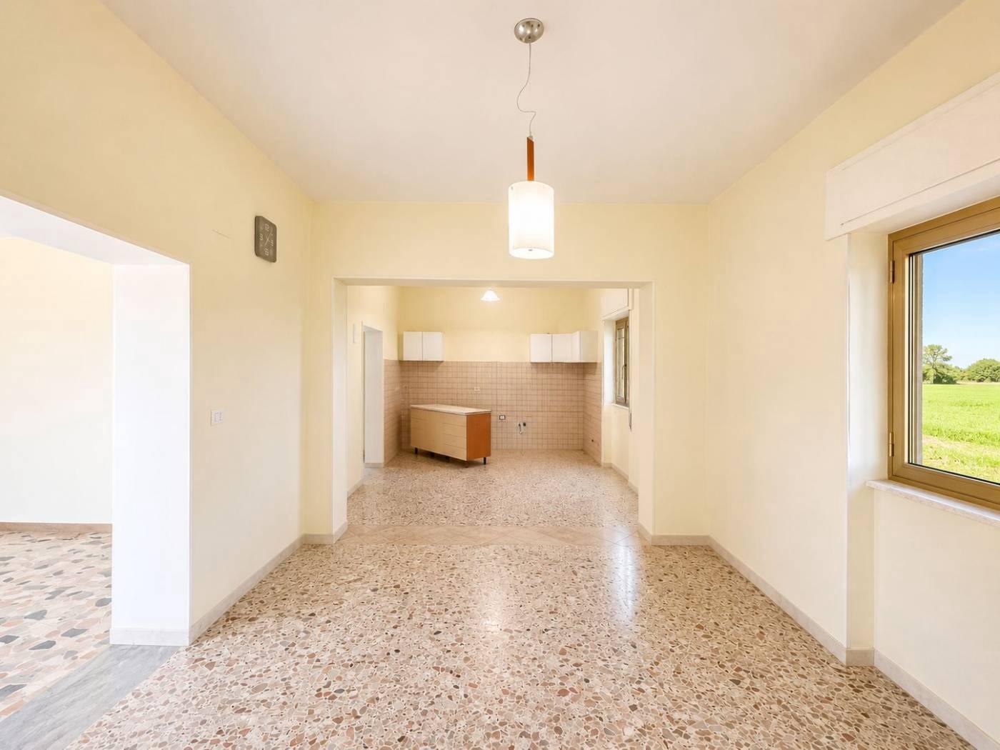 House for sale in Molise, €40.000 · 138 m² · Molise, photo 5