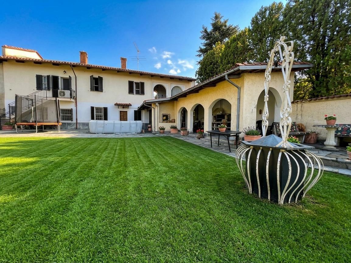 House for sale in Piedmont, €99.000 · 285 m² · Piedmont, photo 1