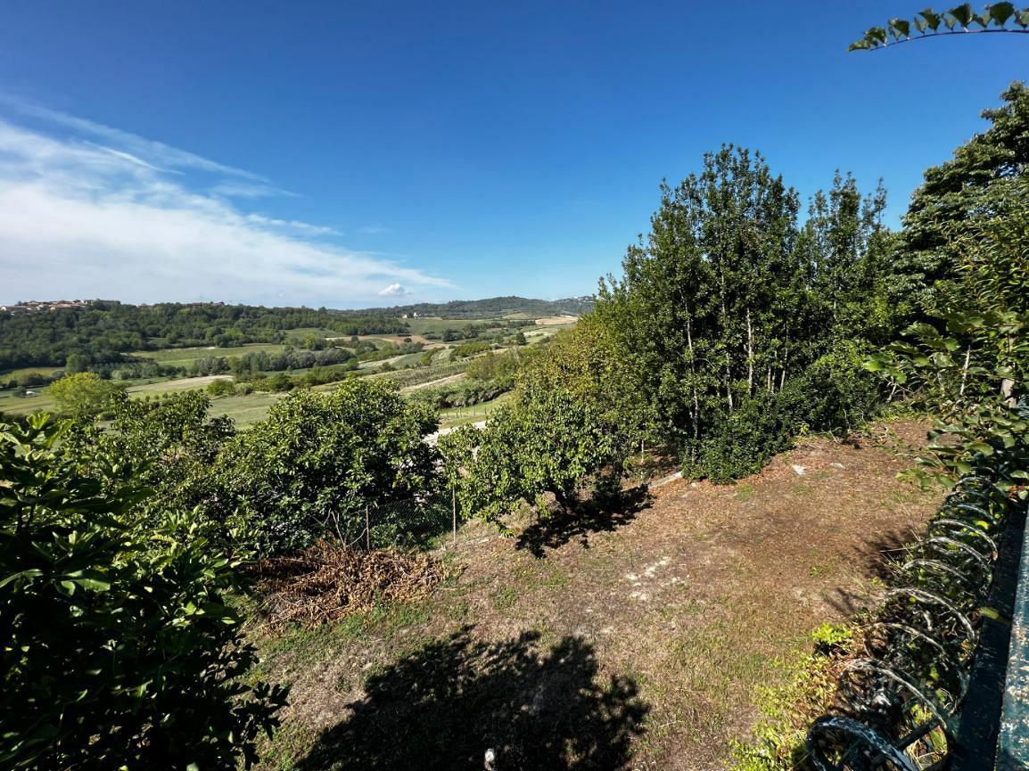 House for sale in Piedmont, €99.000 · 285 m² · Piedmont, photo 2