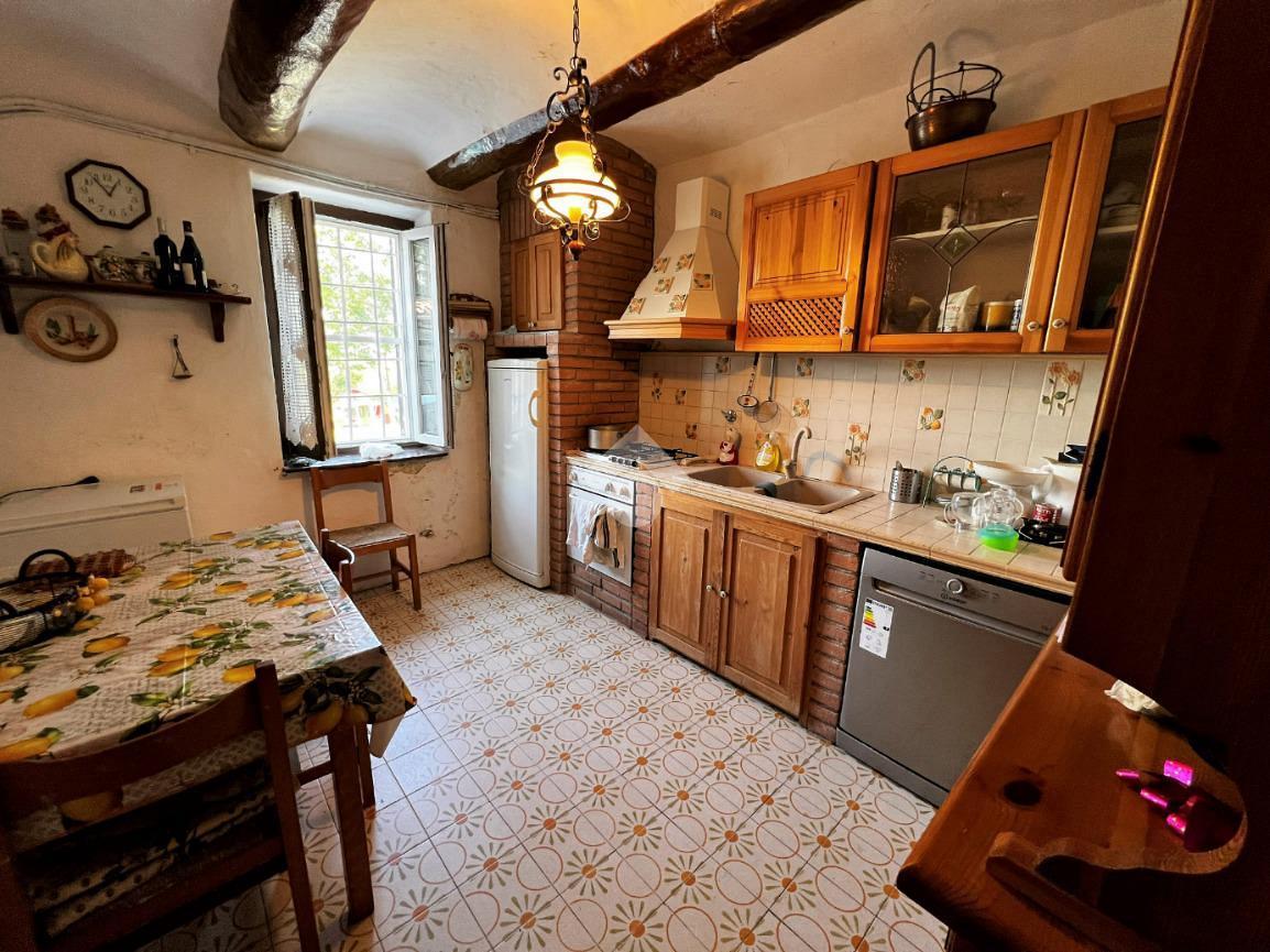 House for sale in Piedmont, €99.000 · 285 m² · Piedmont, photo 4