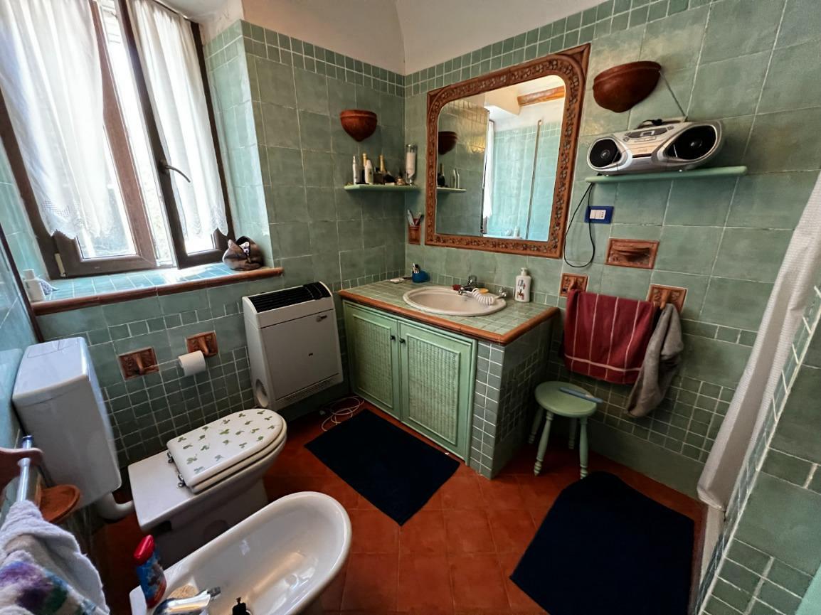 House for sale in Piedmont, €99.000 · 285 m² · Piedmont, photo 5