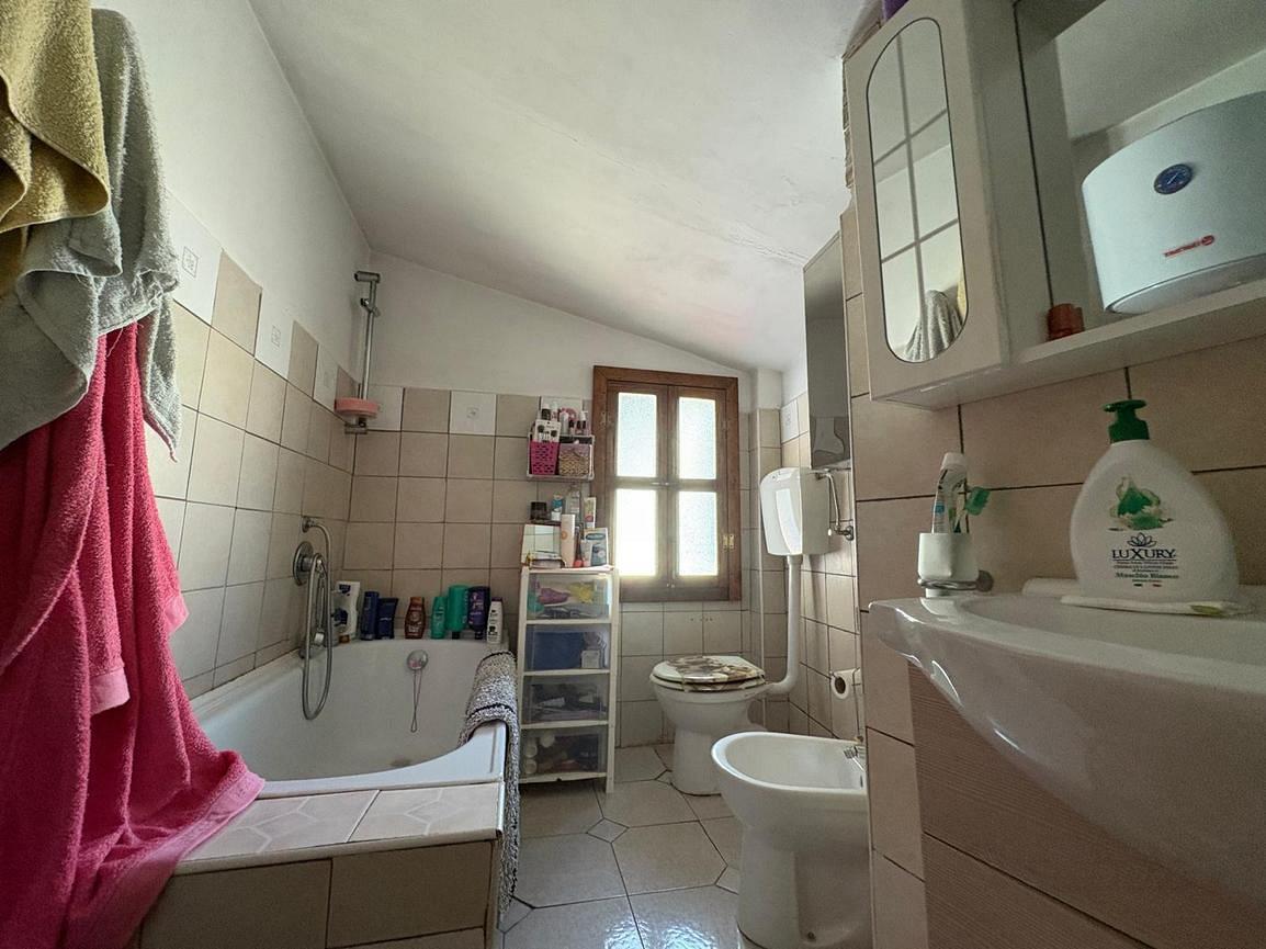 House for sale in Piedmont, €69.000 · 175 m² · Piedmont, photo 4