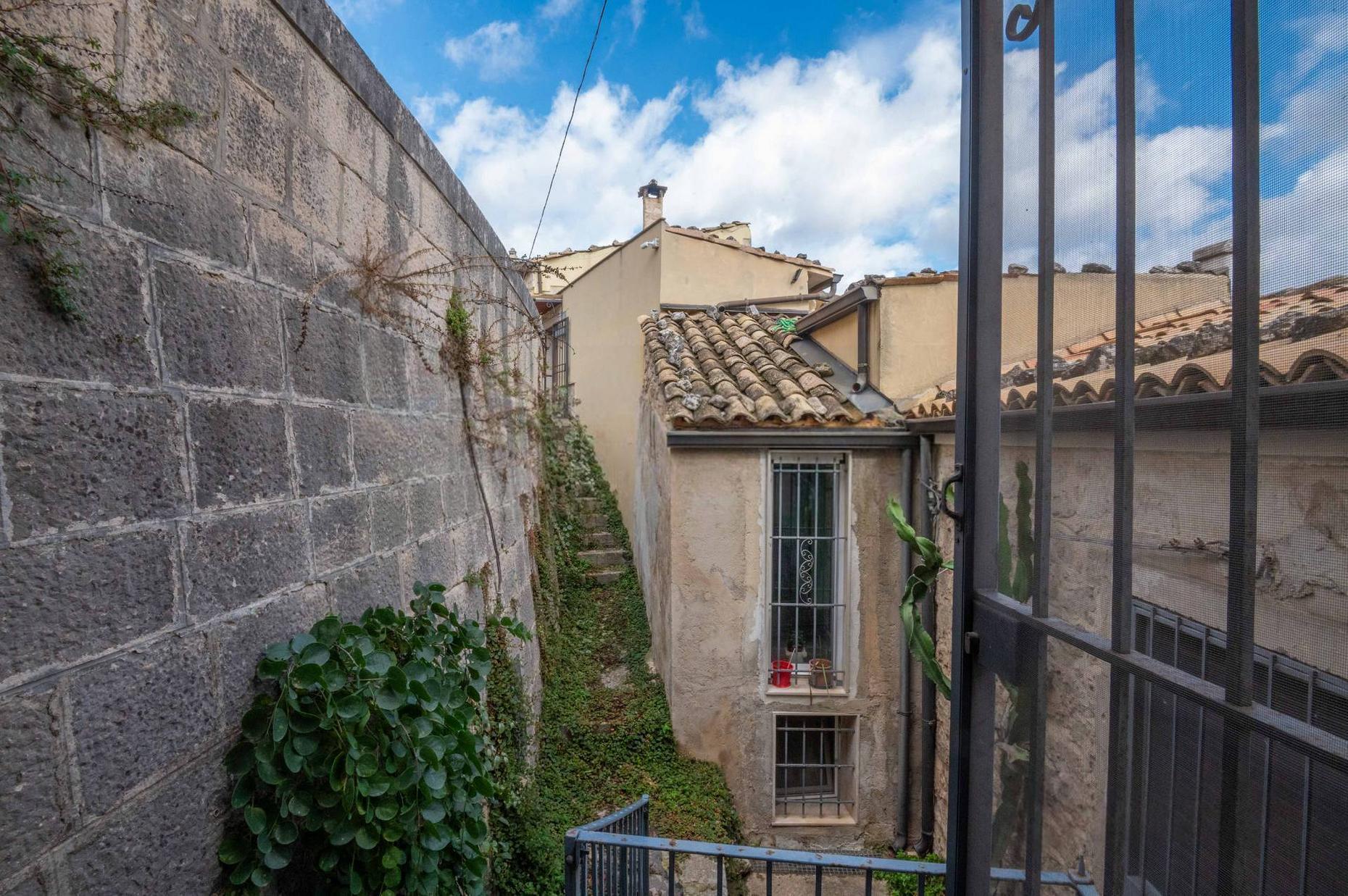 House for sale in Sicily, €69.000 · 52 m² · Sicily, photo 4