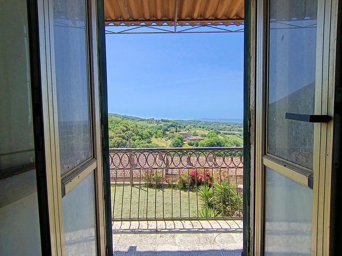 House for sale in Umbria, €22.000 · 110 m² · Umbria, photo 3