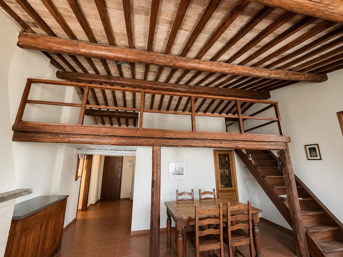 House for sale in Lazio, €70.000 · 94 m² · Lazio, photo 2